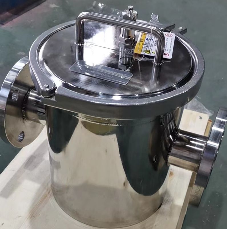 液体パイプラインタイプ 恒久磁石分離機 鉄分離機 304SS 316SS Tiシェル